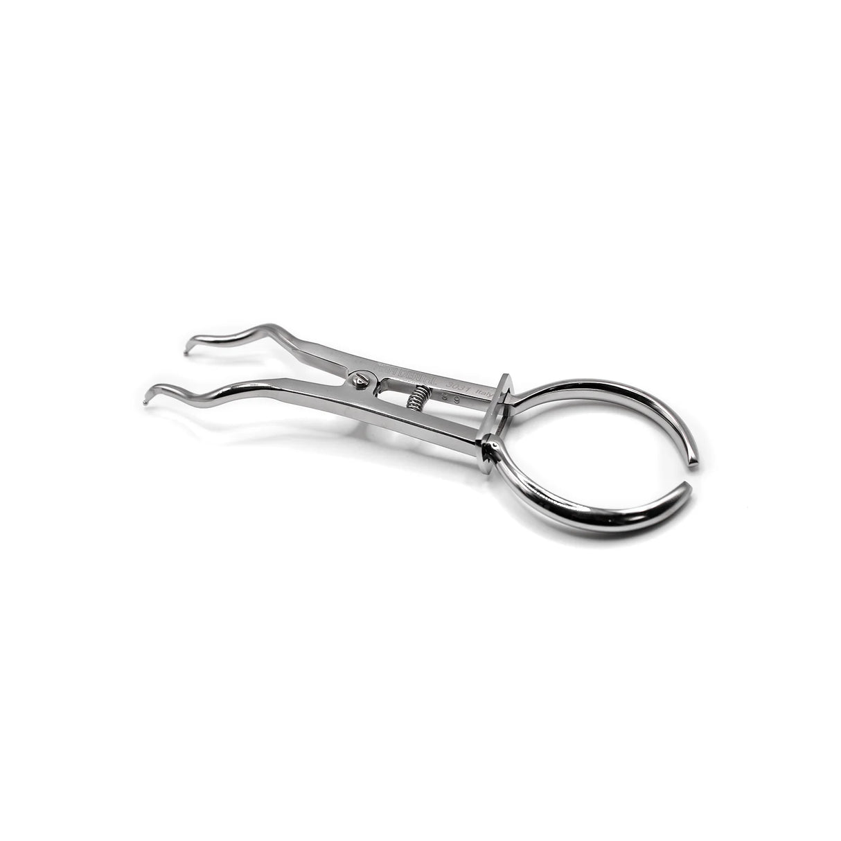 Le kit d’instruments pour digue Asa Dental est un ensemble complet pour la pose et la gestion de la digue dentaire, conçu selon les recommandations du Pr Guido Goracci, Professeur titulaire au Département de Dentisterie Conservatrice de l’Université La Sapienza (Rome). oofti.fr