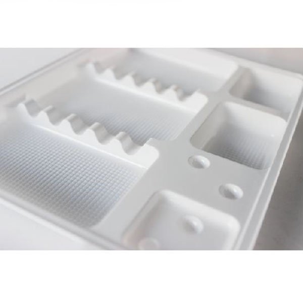 Plateaux jetables médicaux en plastique rigide type 2 – 190 x 148 mm – lot de 400 – blancs ou translucides – usage unique en cabinet dentaire