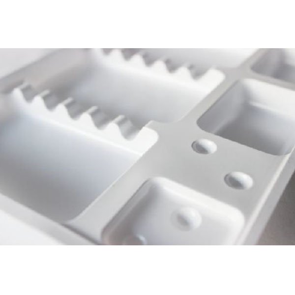 Plateaux jetables médicaux en plastique rigide type 1 – 190 x 148 mm – lot de 400 – blancs ou translucides – usage unique en cabinet dentaire