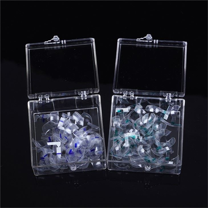 Bandes matricielles en résine galbée offrant une courbure et une hauteur de bande optimales. 50 pièces par boîte. Vert : S, Bleu : L