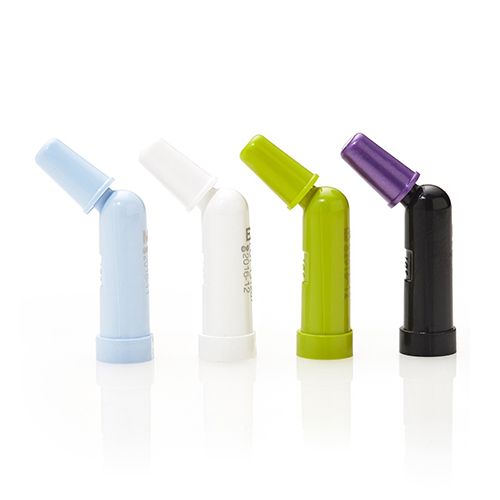 Matériau de restauration ultra universel. Permet une approche très facile du processus de sélection de la couleur de la dent. Technique simple de stratification permettant de reproduire les couleurs naturelles des dents.