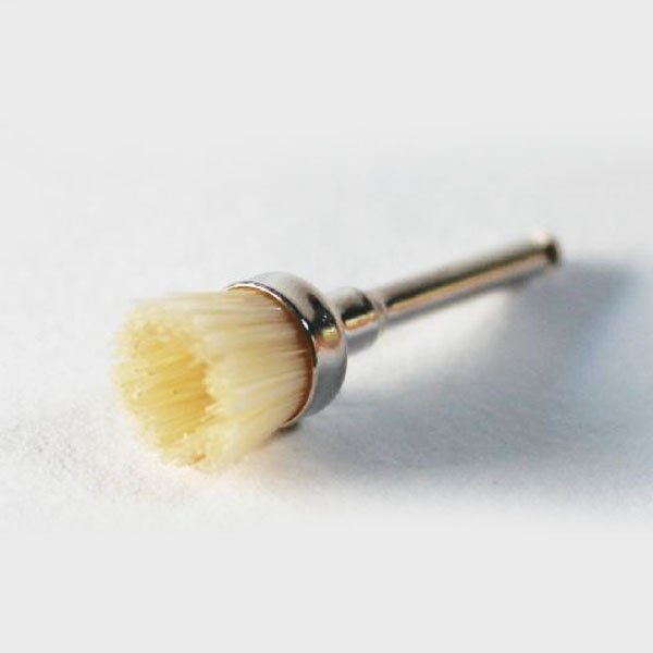 Boîte de 100 brossettes de prophylaxie nylon - oofti.fr