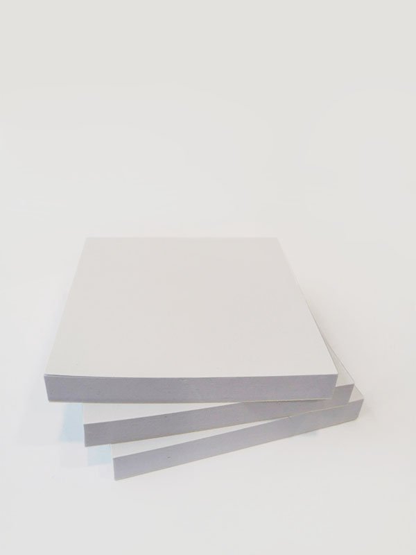 Lot de 2 Blocs à spatuler 50 feuilles 7.5 cm x 7.5 cm palettes papier - oofti.fr